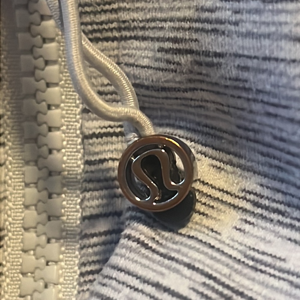 Lululemon Define Jacket Size 6 - Picture 4 of 4